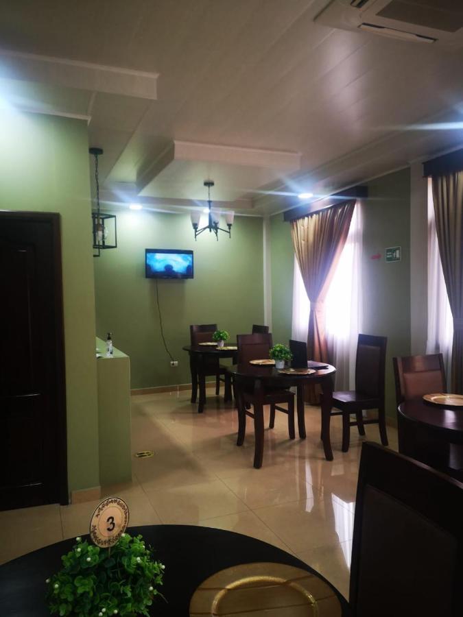 Hotel Y Residencia La Cofradia Santa Rosa de Copán Exteriör bild