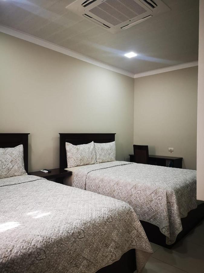 Hotel Y Residencia La Cofradia Santa Rosa de Copán Exteriör bild
